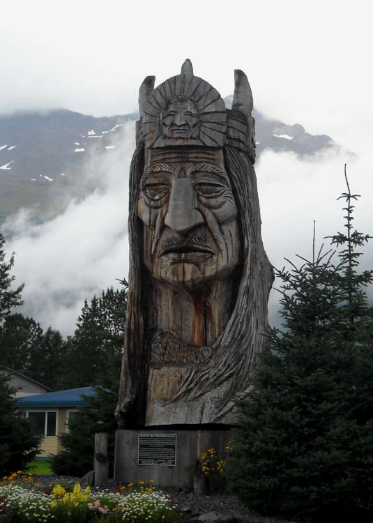 Alaskan Chainsaw Art